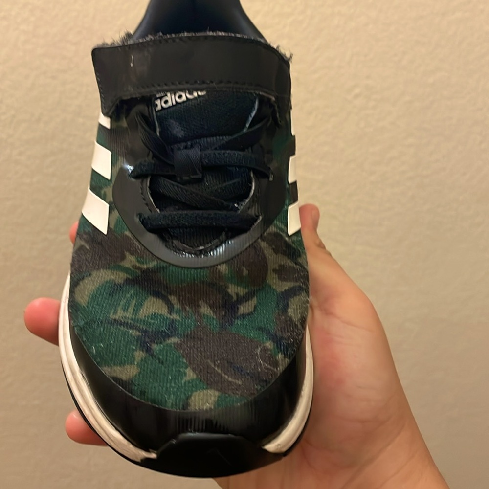 Addidas - Picture 2 of 2